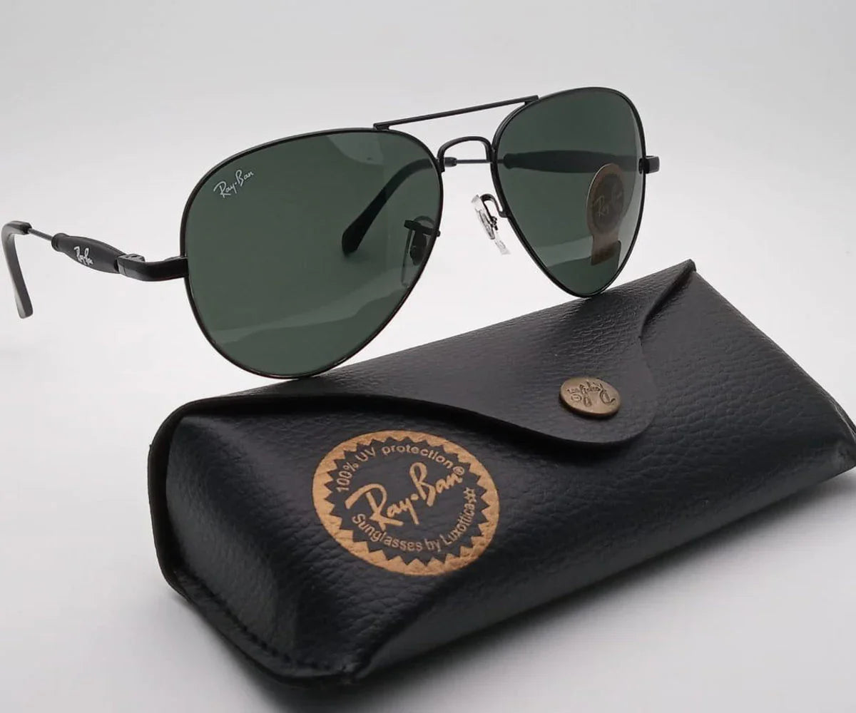 Fashionable Black & Black Sunglasses For Men